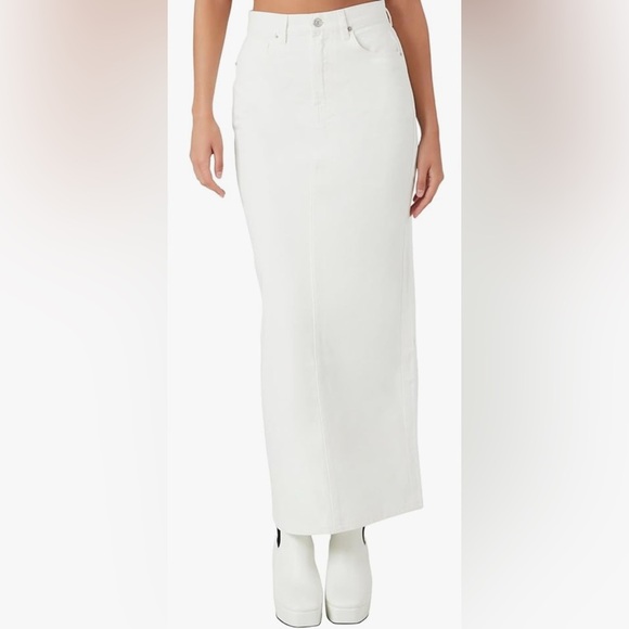 Forever 21 long white Denim Skirt size Med- NWT - Picture 1 of 7